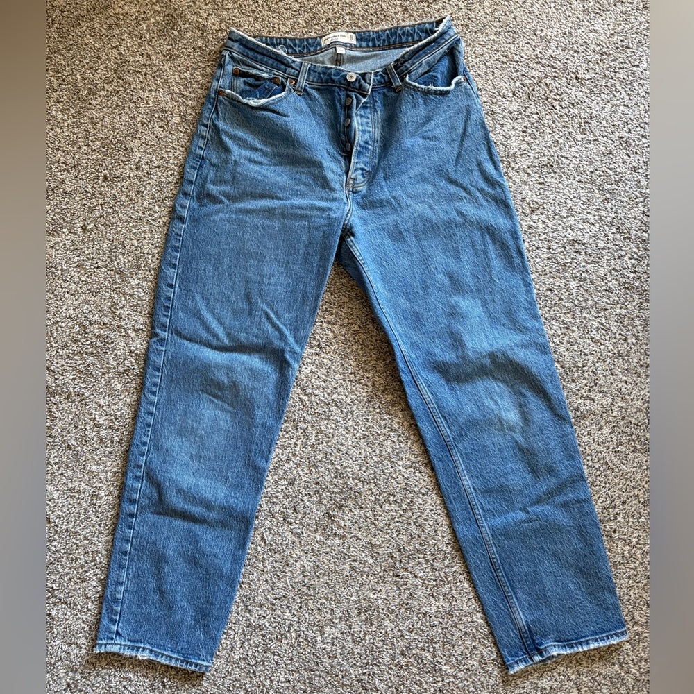 Abercrombie Curve Love “The Dad” High Rise Jeans